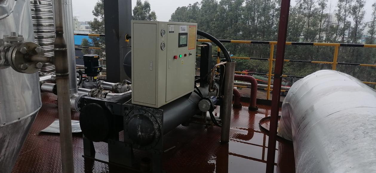 9fd52d1bf40447ff9e4b1303571e9360.jpg 9fd52d1bf40447ff9e4b1303571e9360.jpg